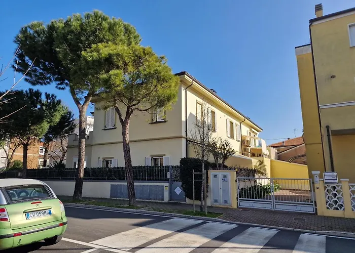 Sante * Пезаро